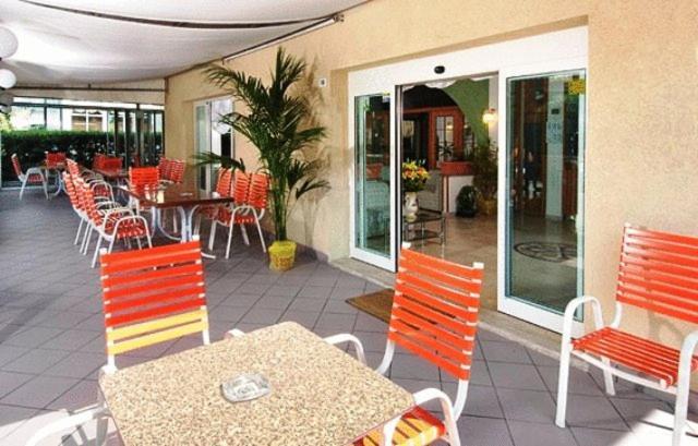 Hotel Saint Tropez Spa & Restaurant Лидо ди Савио Екстериор снимка